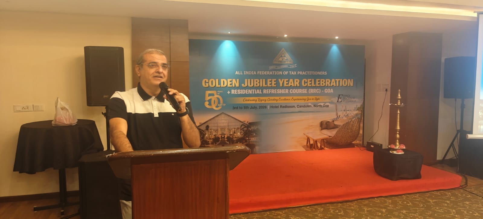 Shri Bharat Sachdev delivering Vote of Thanks.